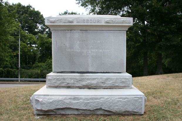 MISSOURI WAR MEMORIAL AT MISSIONARY RIDGE I