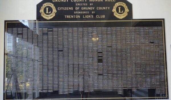 GRUNDY COUNTY HONOR ROLL MEMORIAL PLAQUE