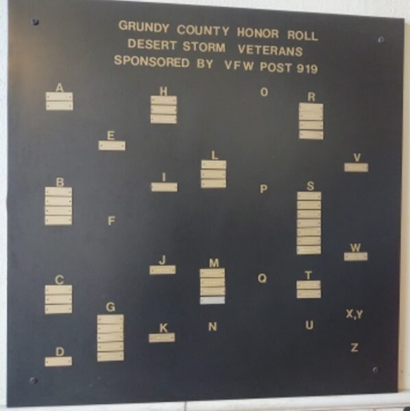 GRUNDY COUNTY DESERT STORM HONOR ROLL MEMORIAL PLAQUE
