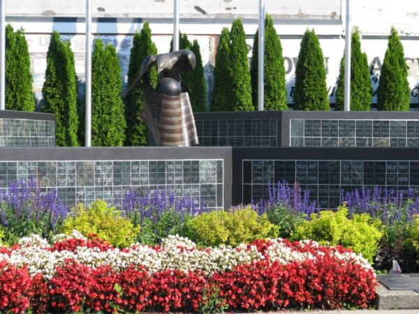 RENTON VETERANS MEMORIAL SECTION D