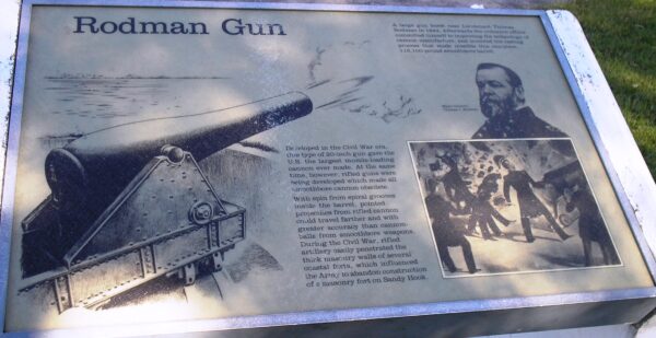 RODMAN GUN WAR MEMORIAL PLAQUE