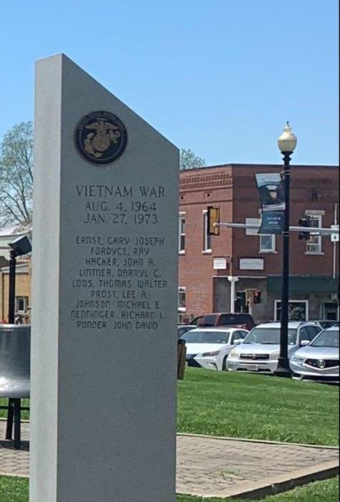 IN HONOR OF THOSE WHO SERVED WAR MEMORIAL SIDE E