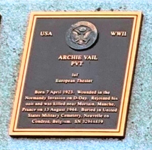 ARCHIE VAIL WAR MEMORIAL PLAQUE