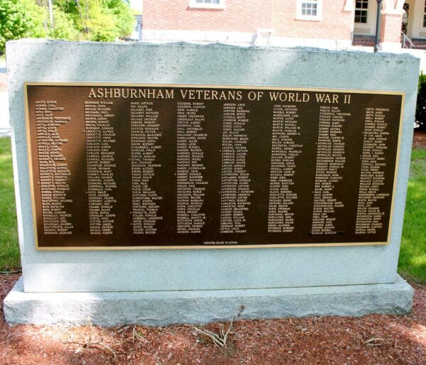 ASHBURNHAM WAR VETERANS MEMORIAL STONE A
