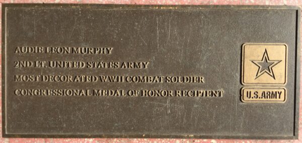 AUDIE LEON MURPHY MEDAL OF HONOR WAR MEMORIAL PLAQUE