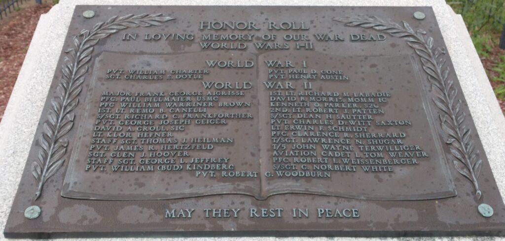 MAUMEE WORLD WARS I-II HONOR ROLL MEMORIAL PLAQUE