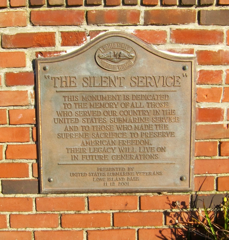 BAY SHORE “THE SILENT SERVICE” MEMORIAL PLAQUE