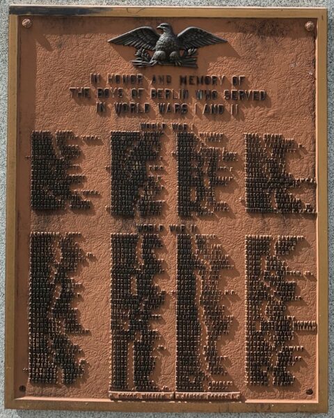 BERLIN, NEW YORK WAR MEMORIAL PLAQUE