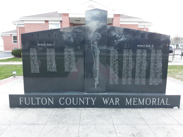 FULTON COUNTY, OH WAR MEMORIAL FRONT