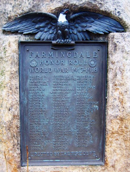FARMINGDALE HONOR ROLL WORLD WAR MEMORIAL PLAQUE