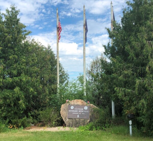 NEW ROCKFORD VIETNAM VETERANS MEMORIAL