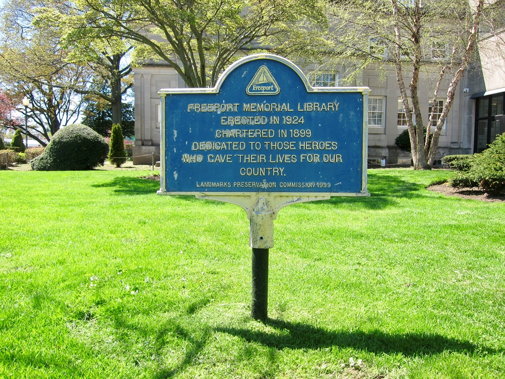 FREEPORT MEMORIAL LIBRARY MARKER