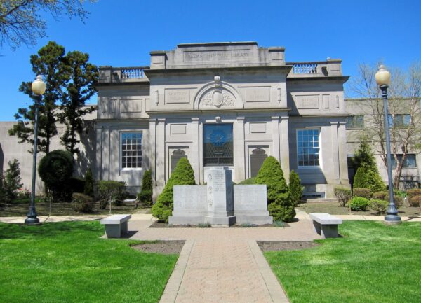 FREEPORT MEMORIAL LIBRARY