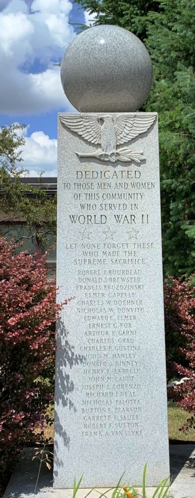 LYNCOURT WORLD WAR II MEMORIAL CLOSE-UP