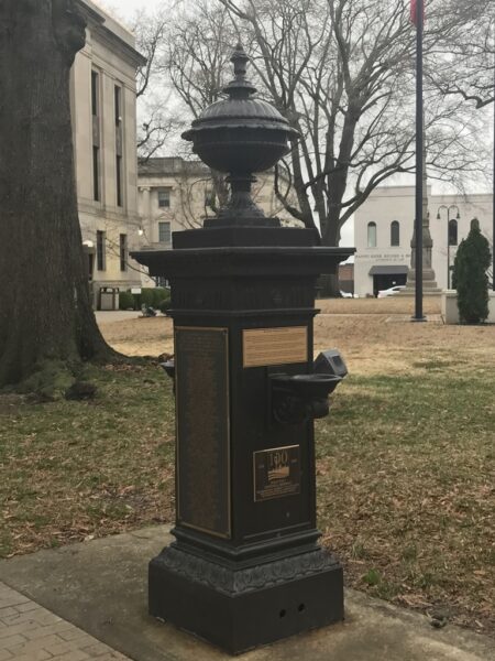 MADISON COUNTY WORLD WAR I MEMORIAL FOUNTAIN