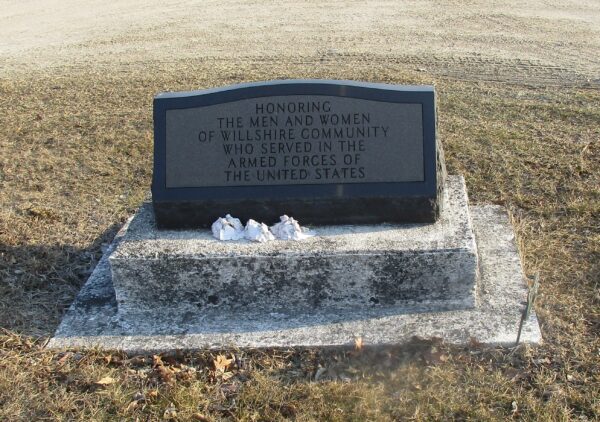 WILLSHIRE COMMUNITY ARMED FORCES MEMORIAL