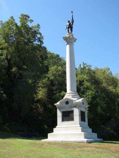 NEW YORK MONUMENT AT LOOKOUT MOUNTAIN