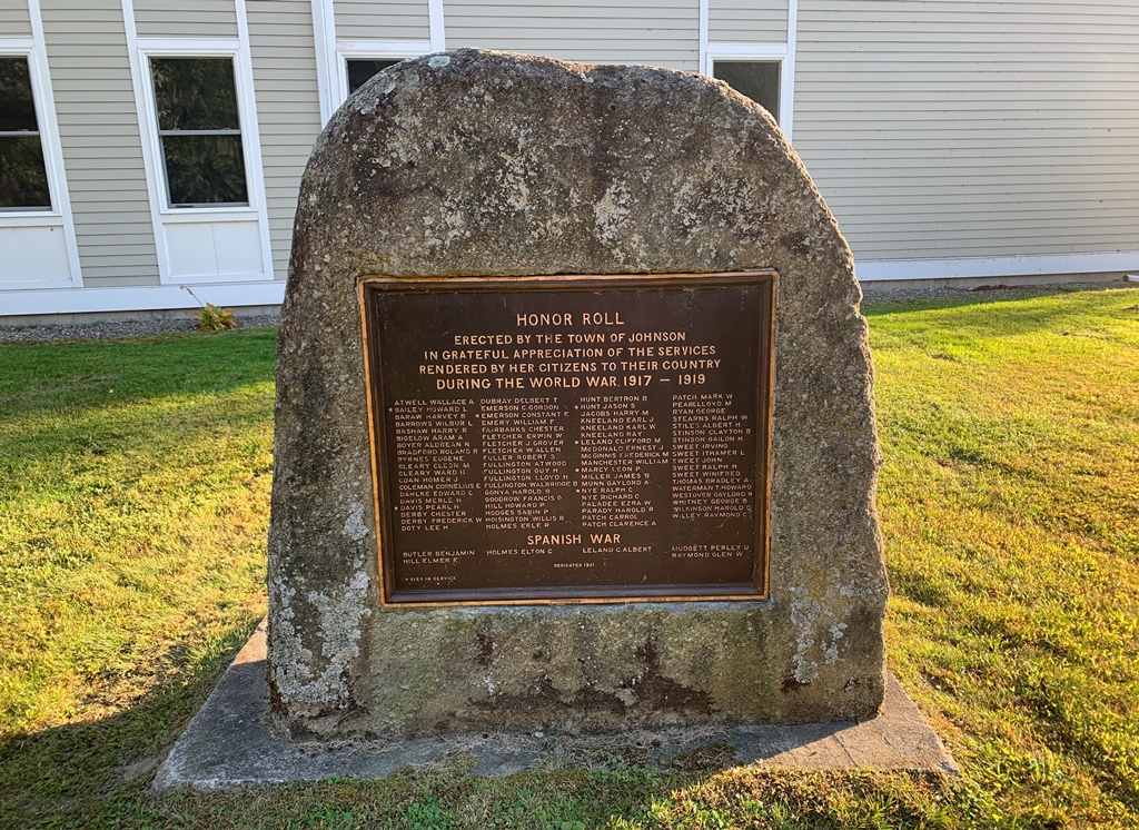 TOWN OF JOHNSON SPANISH WAR AND WORLD WAR MEMORIAL