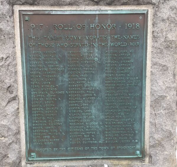 TOWN OF STOCKPORT ROLL OF HONOR MEMORIAL PLAQUE