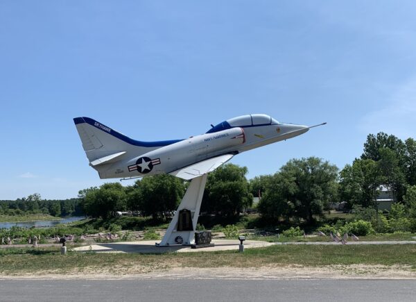 TRI-TOWN VIETNAM VETERANS MEMORIAL
