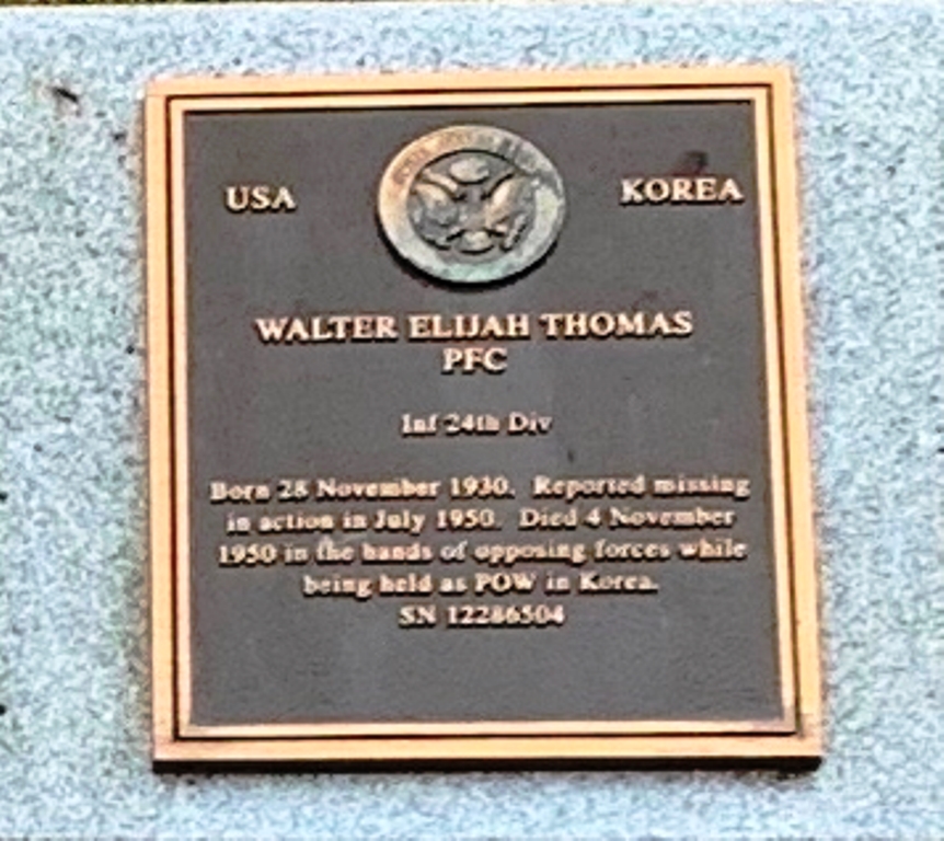 WALTER ELIJAH THOMAS WAR MEMORIAL PLAQUE