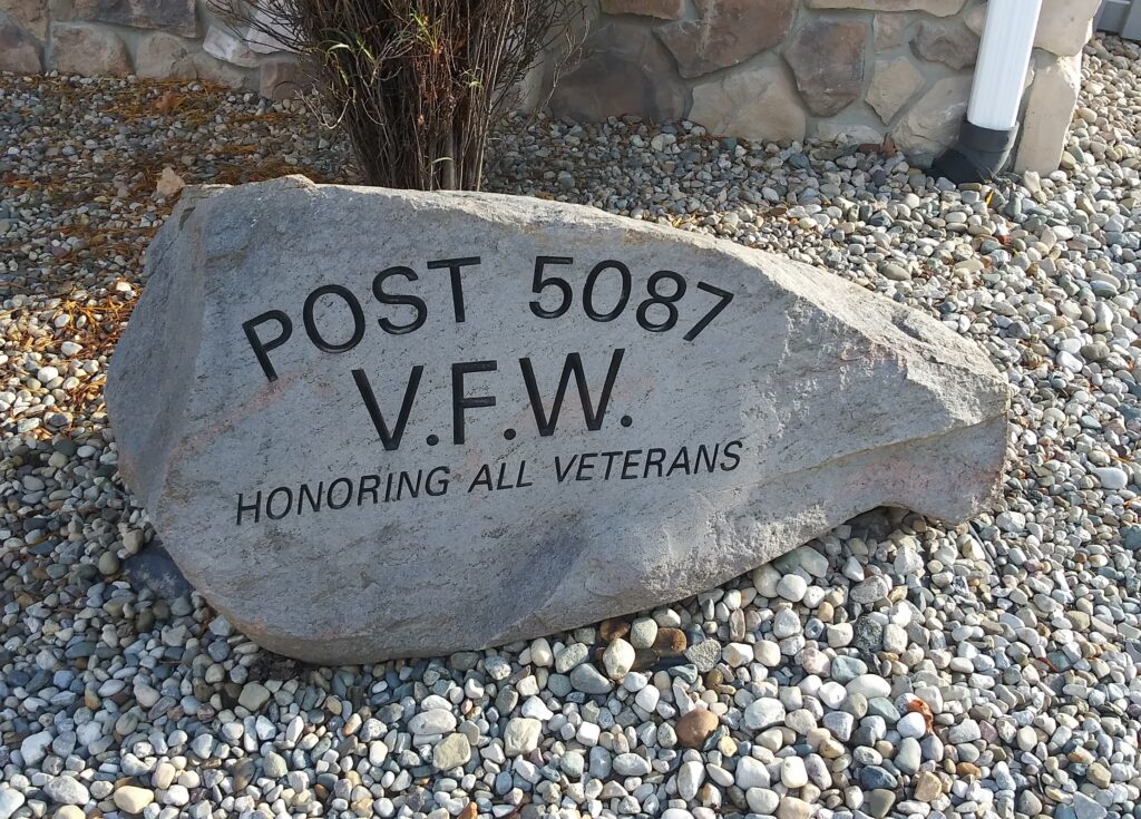 POST 5087 V.F.W. HONORING ALL VETERANS MEMORIAL ROCK