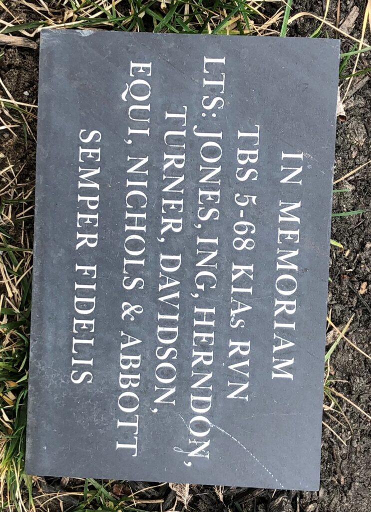 IN MEMORIAM TBS 5-68 WAR MEMORIAL TABLET