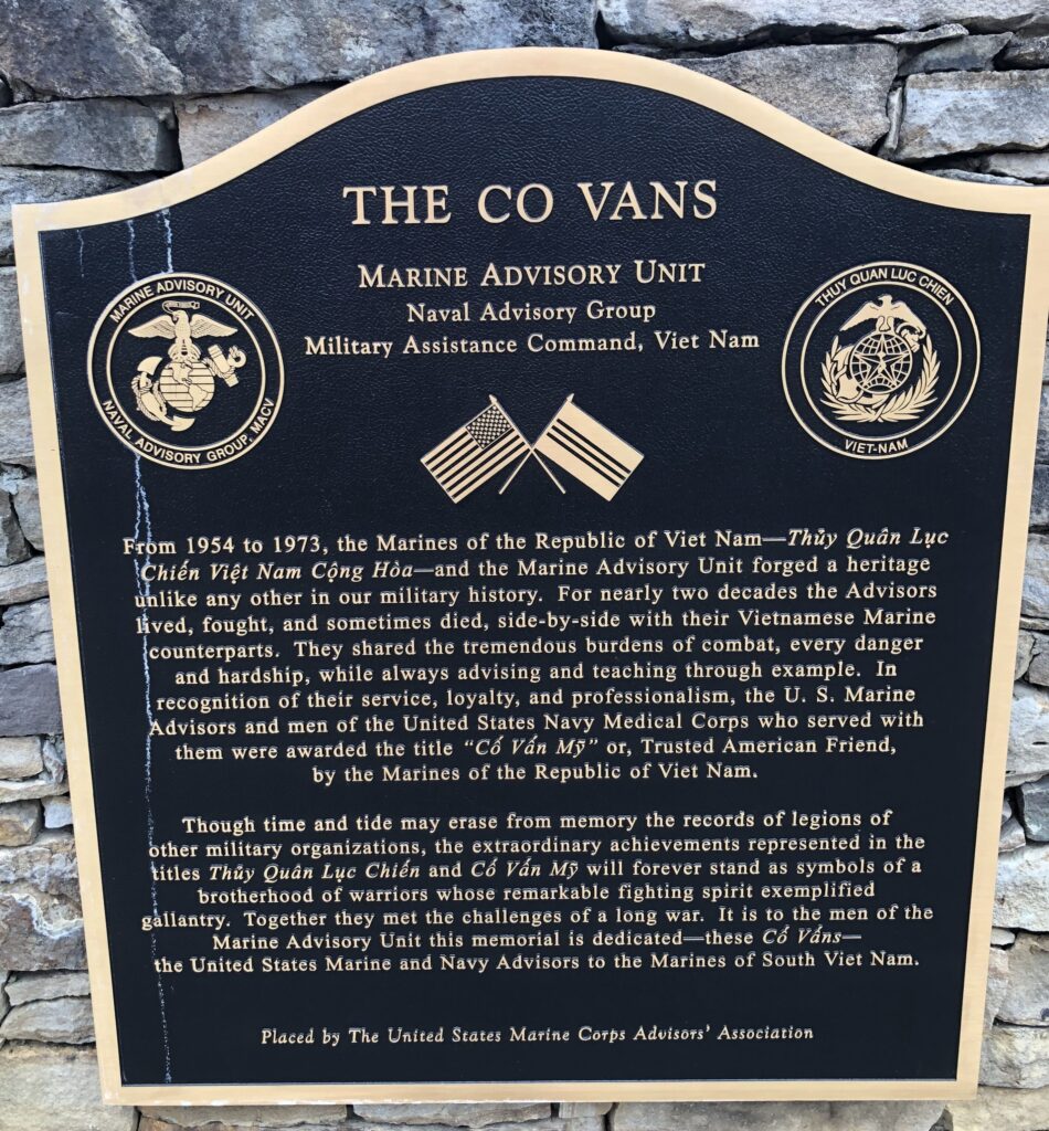 THE CO VANS MARINE ADVISORY UNIT WAR MEMORIAL PLAQUE
