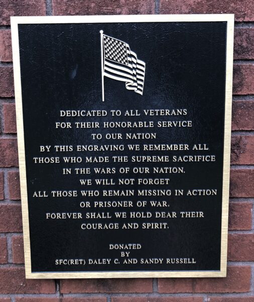 DEDICATED TO ALL VETERANS MEMORIAL PLAQUE
