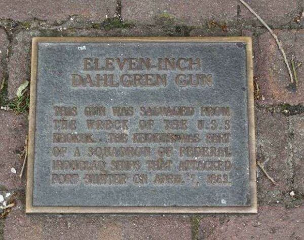 CHARLESTON COUNTY ELEVEN-INCH DALGREN GUN MEMORIAL PLAQUE