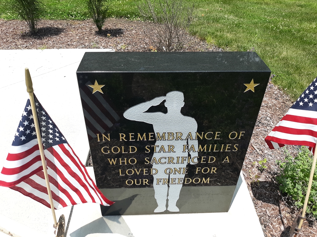 SHELBY COUNTY GOLD STAR FAMILIEA WAR MEMORIAL FRONT