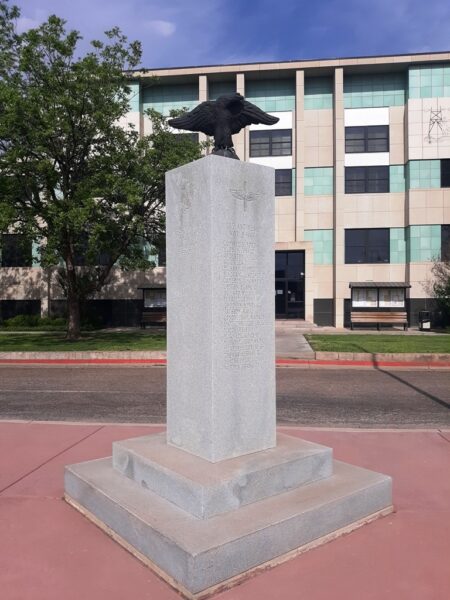 GAINES COUNTY WAR VETERANS MEMORIAL