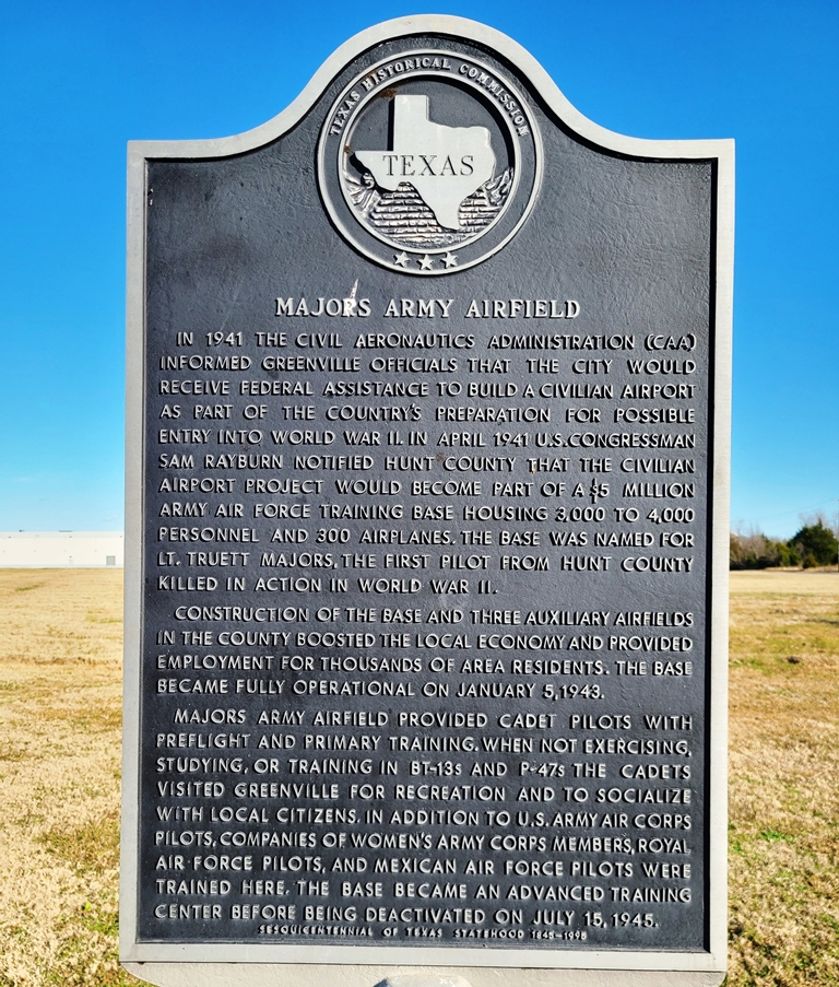 MAJORS ARMY AIRFIELD WAR MEMORIAL MARKER