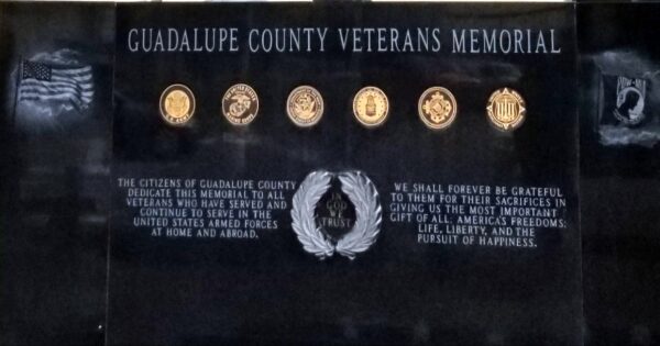 GUADALUPE COUNTY VETERANS MEMORIAL CLOSE-UP