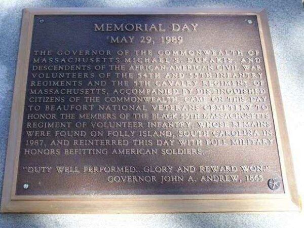 BEAUFORT NATIONAL VETERANS CEMETERY MEMORIAL DAY PLAQUE I