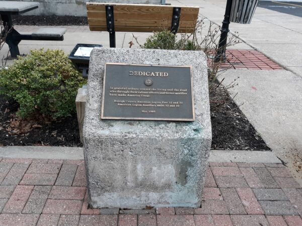 AMERICAN LEGION POST 32 AND 70 VETERANS MEMORIAL