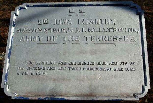 U.S. 8TH IOWA INFANTRY MEMORIAL PLAQUE III