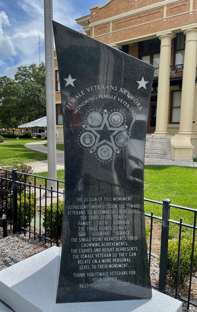 WOMEN IN UNIFORM WAR MEMORIAL SIDE B