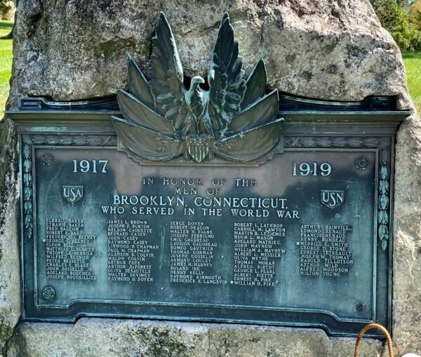 BROOKLYN, CONNECTICUT WORLD WAR I MEMORIAL PLAQUE
