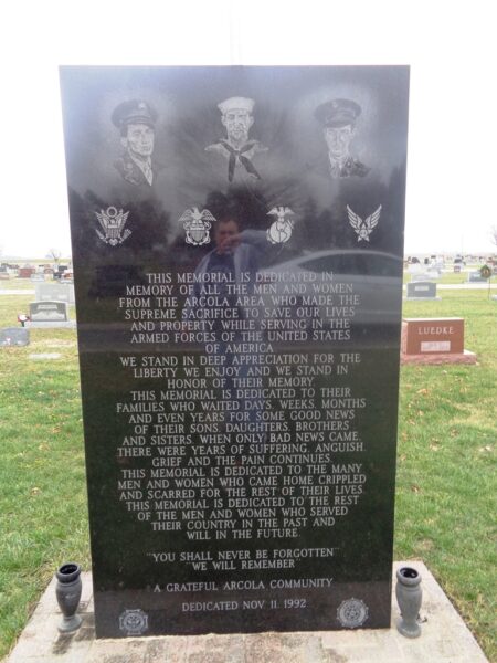 ARCOLA AREA VETERANS MEMORIAL