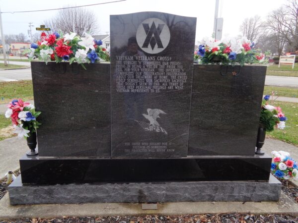 COLES COUNTY VIETNAM VETERANS MEMORIAL BACK