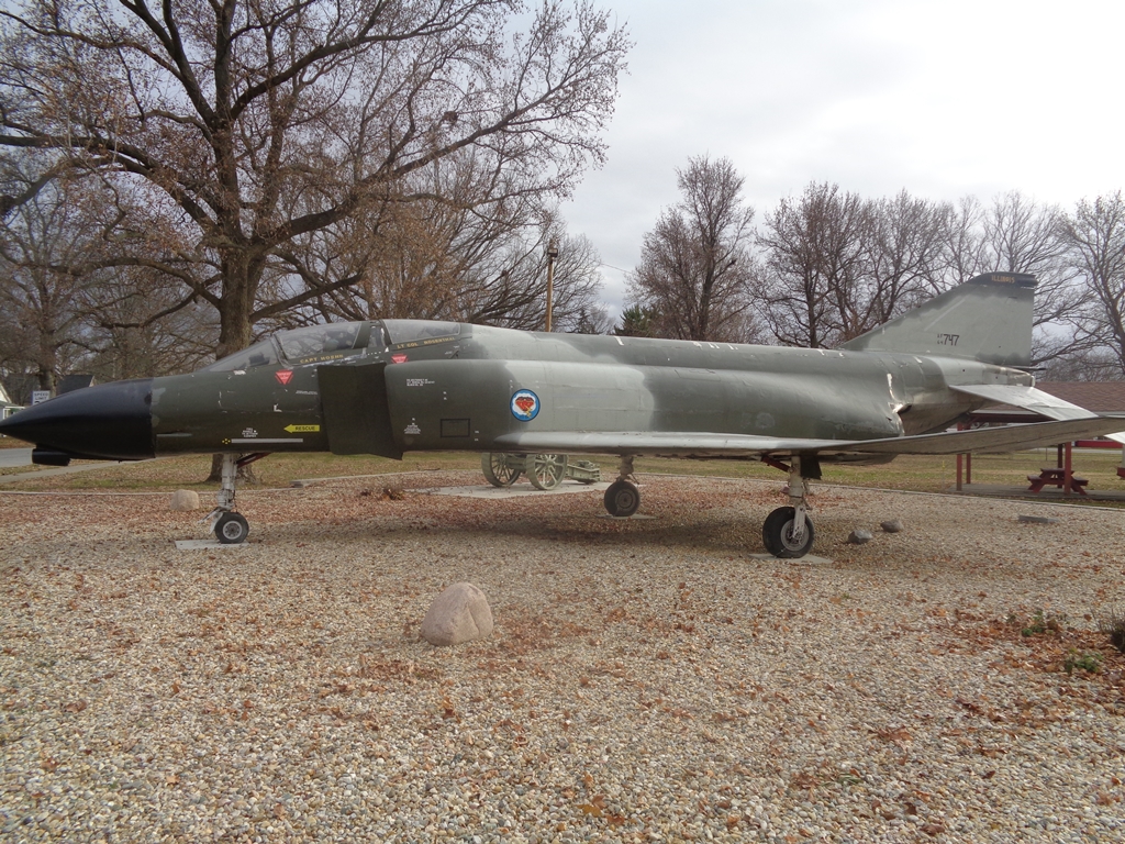 64 PHANTOM WARL MEMORIAL