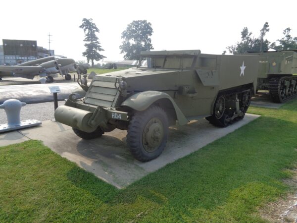 M3 HALFTRACK WAR MEMORIAL