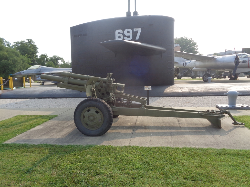 M2A1, 105MM HOWITZER WAR MEMORIAL