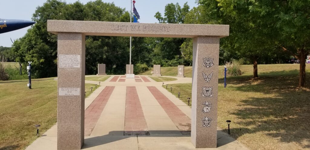 JOHNSTON COUNTY LEST WE FORGET MEMORIAL