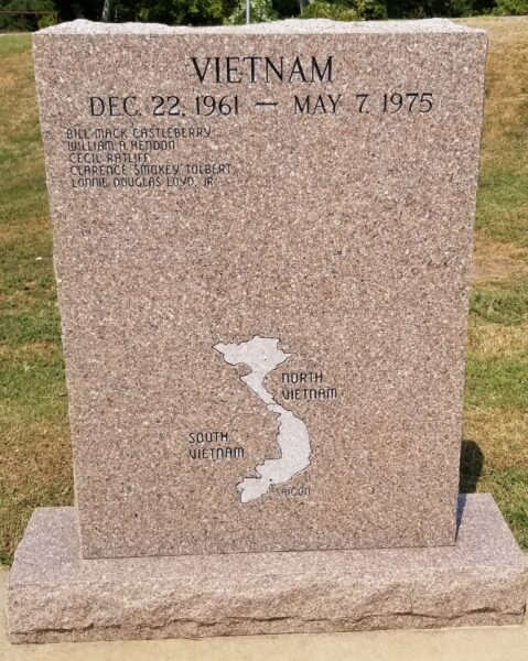 JOHNSTON COUNTY LEST WE FORGET MEMORIAL STONE B