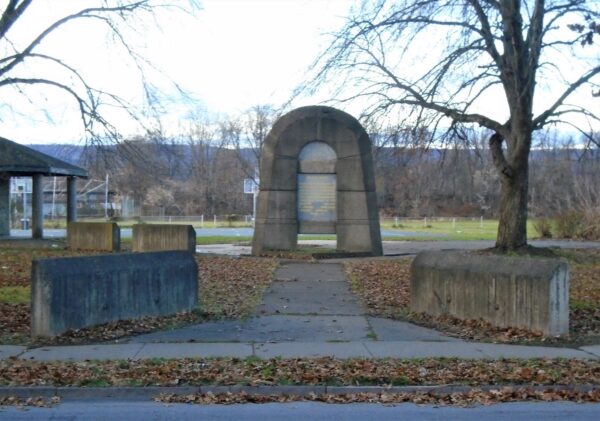 MINER PARK WAR MEMORIAL