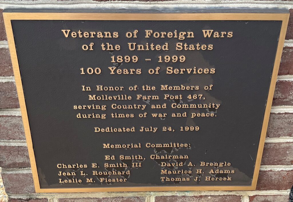 MOLLEVILLE FARM POST 467 WAR MEMORIAL PLAQUE A