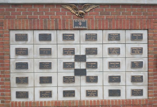 GIBSONBURG VETERANS MEMORIAL HONOR ROLL PLAQUE
