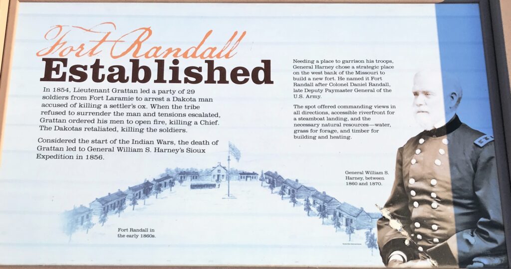 FORT RANDALL ESTABLISHED WAR MEMORIAL PANEL